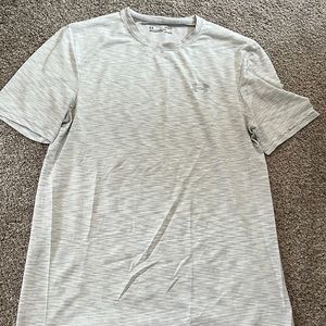 Under Armour heatgear athletic shirt